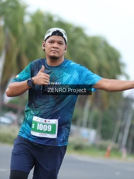 Runner Photo 4924754