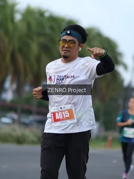 Runner Photo 4924940