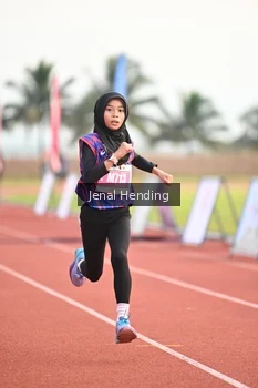 Runner Photo 4924975