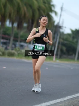 Runner Photo 4924996