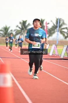 Runner Photo 4925009