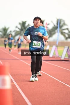 Runner Photo 4925011