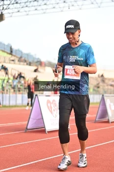 Runner Photo 4925018