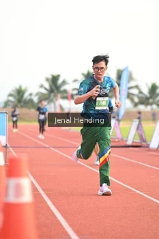 Runner Photo 4925031