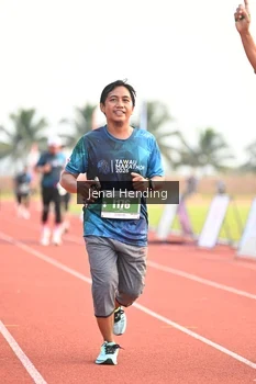 Runner Photo 4925084