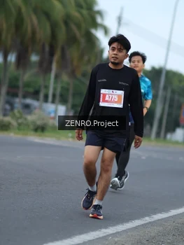 Runner Photo 4925101