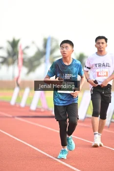 Runner Photo 4925105