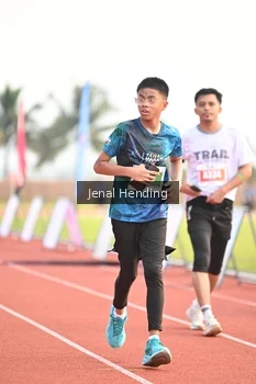 Runner Photo 4925111