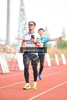 Runner Photo 4925117