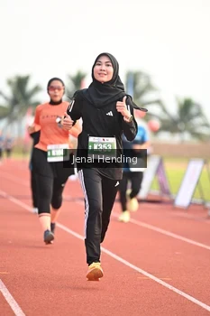 Runner Photo 4925145