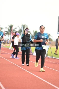 Runner Photo 4925157