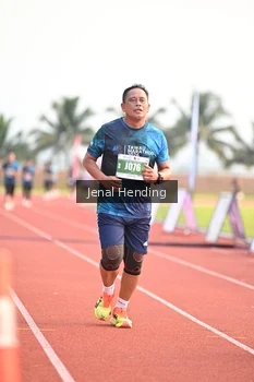 Runner Photo 4925173