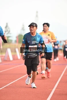 Runner Photo 4925181