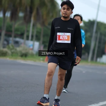 Runner Photo 4925183