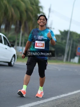Runner Photo 4925253