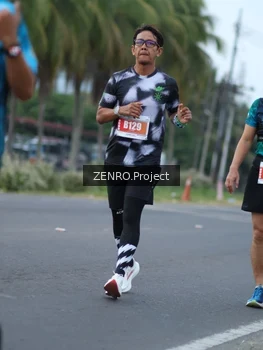 Runner Photo 4925293
