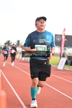 Runner Photo 4925324