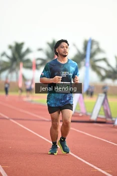 Runner Photo 4925357