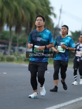 Runner Photo 4925367