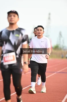Runner Photo 4925369