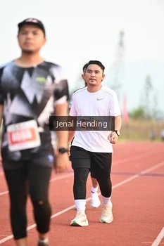 Runner Photo 4925373
