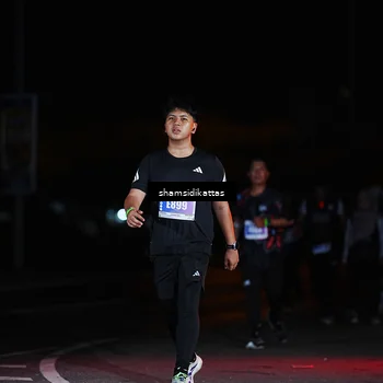 Runner Photo 4925375