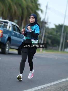 Runner Photo 4925383