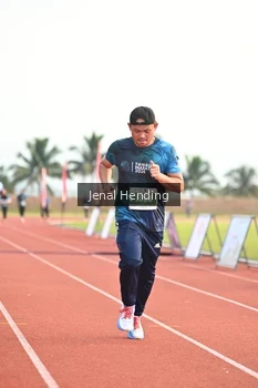 Runner Photo 4925396