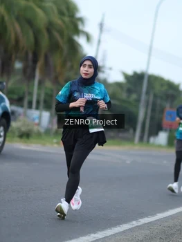 Runner Photo 4925397