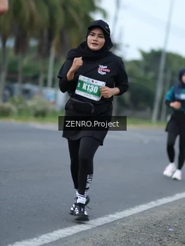 Runner Photo 4925438