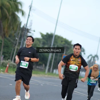 Runner Photo 4925471