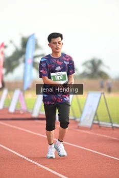 Runner Photo 4925494