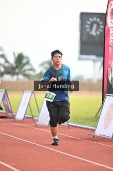 Runner Photo 4925499