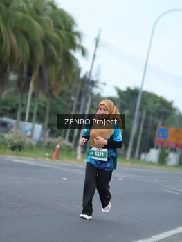 Runner Photo 4925508