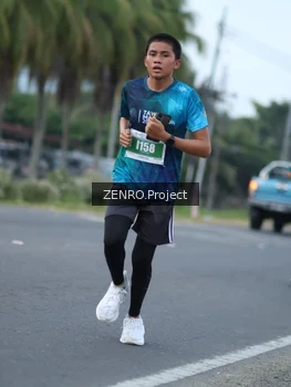 Runner Photo 4925516