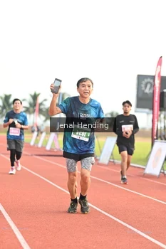 Runner Photo 4925555