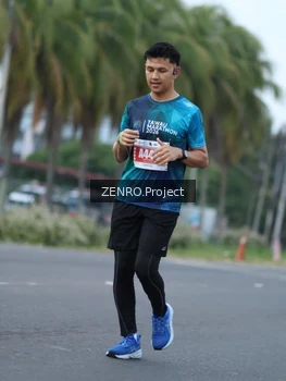 Runner Photo 4925595