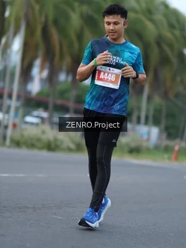 Runner Photo 4925626
