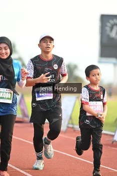 Runner Photo 4925659