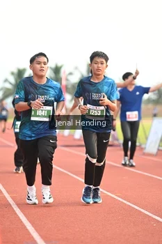 Runner Photo 4925671