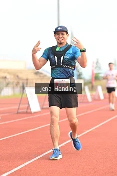 Runner Photo 4925675