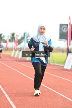 Runner Photo 4925692