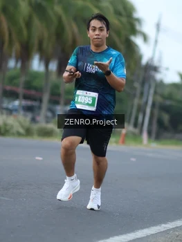 Runner Photo 4925695