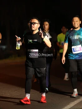Runner Photo 4925717