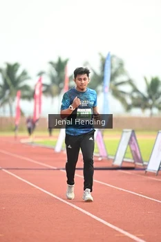 Runner Photo 4925721