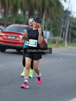 Runner Photo 4925749