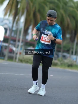 Runner Photo 4925770