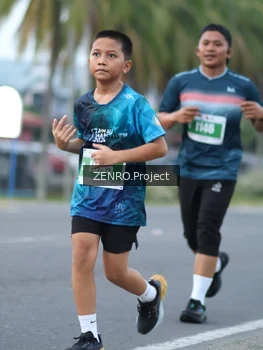 Runner Photo 4926357