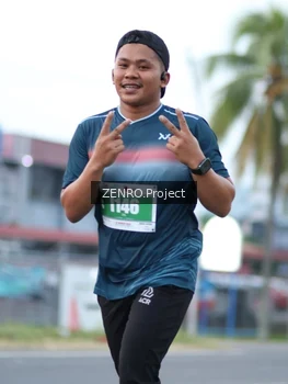 Runner Photo 4926397