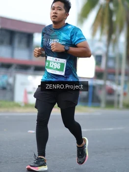 Runner Photo 4926536